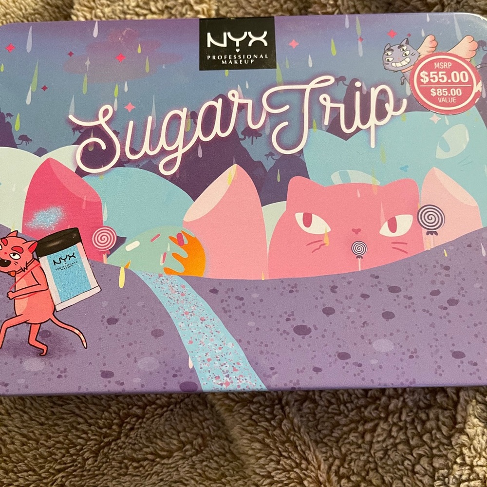 Nyx. Eye glitter palette
